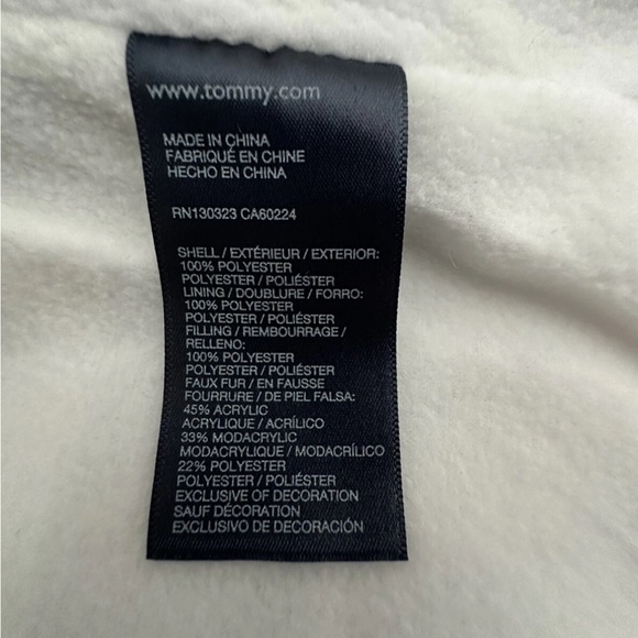 NWT Tommy Hilfiger Coat Sz 5 Jacket Hood Faux Fur Logo White Blue Pocket Lining - Picture 12 of 13